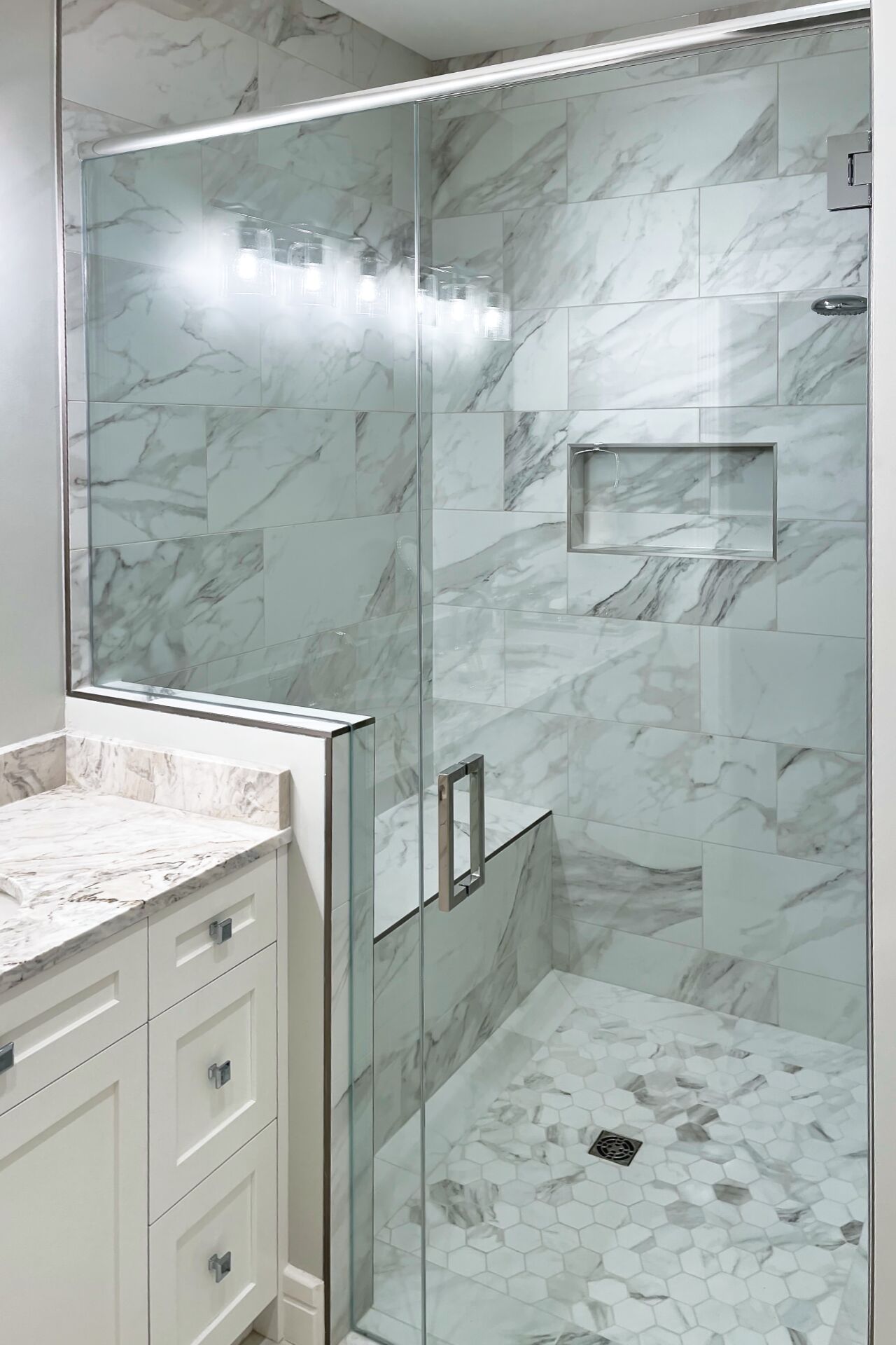 Ensuite Bathroom with Curbless Shower